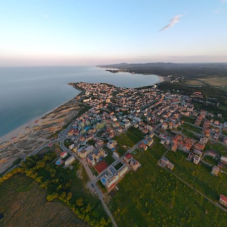Hotel Plamena Palace Primorsko Bagian luar foto