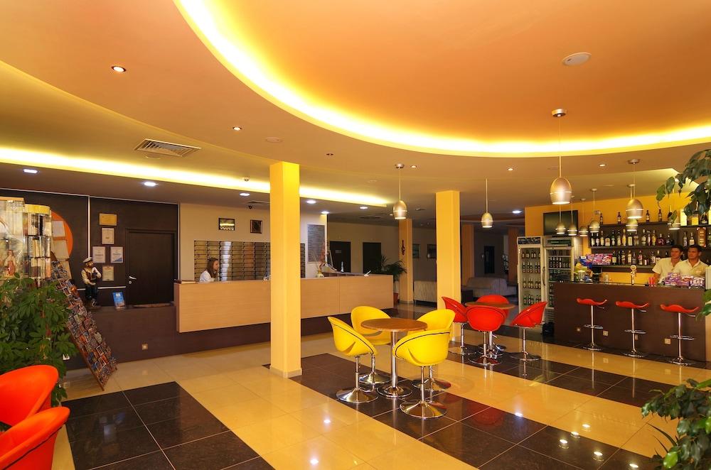 Hotel Plamena Palace Primorsko Bagian luar foto