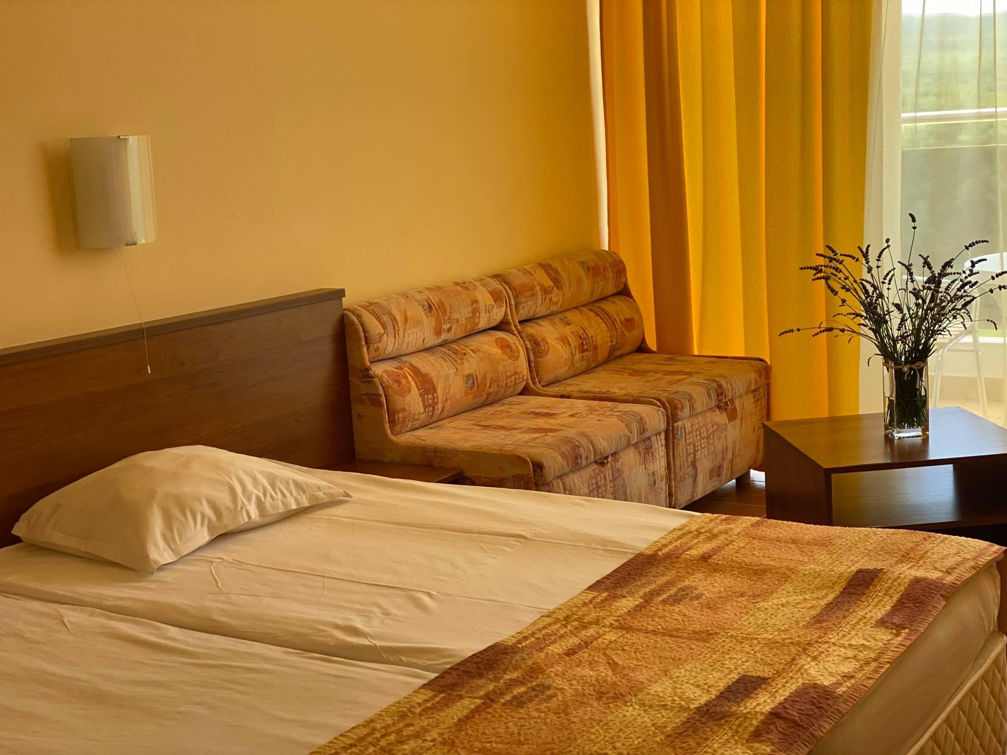 Hotel Plamena Palace Primorsko Bagian luar foto