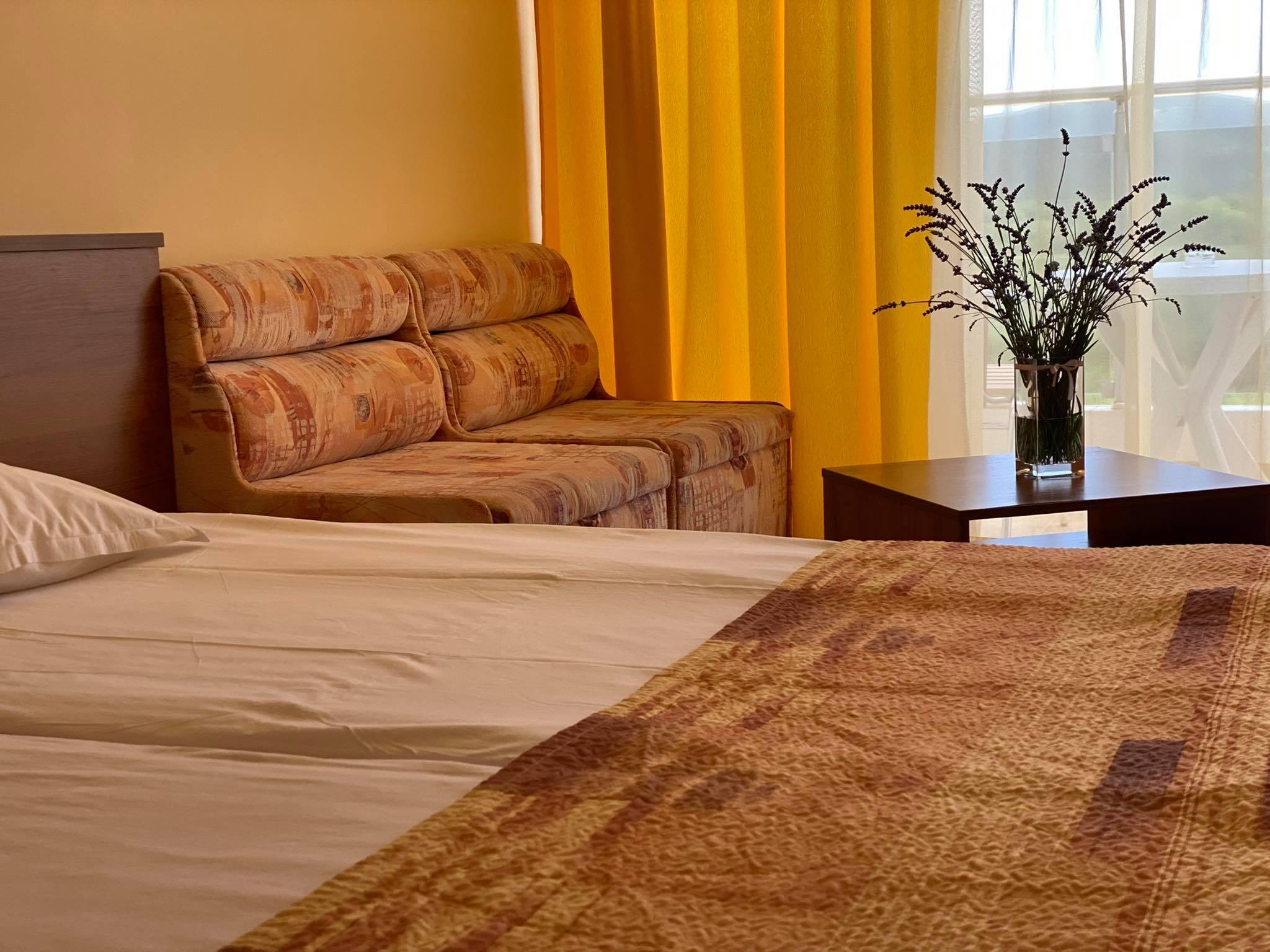 Hotel Plamena Palace Primorsko Bagian luar foto