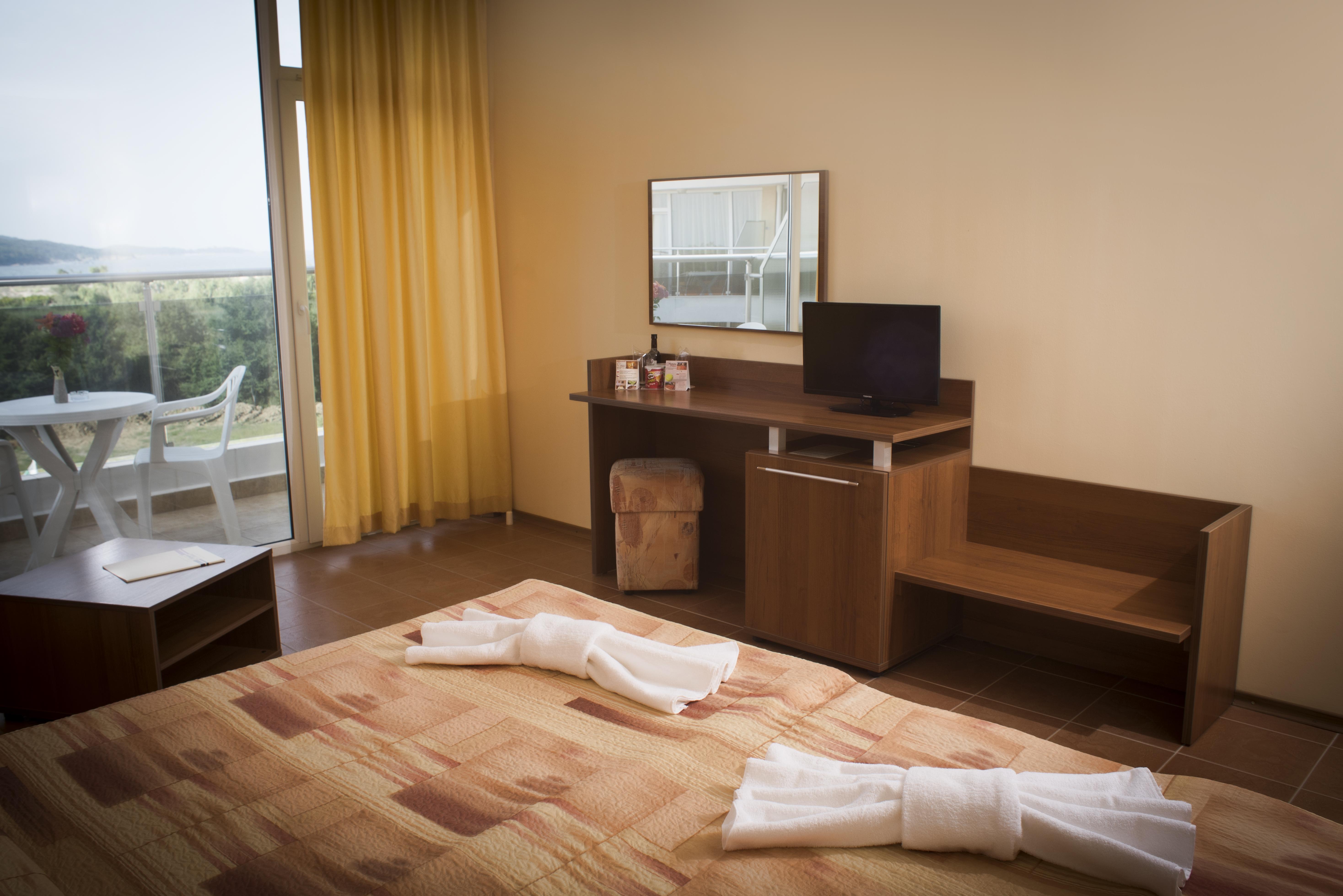 Hotel Plamena Palace Primorsko Bagian luar foto