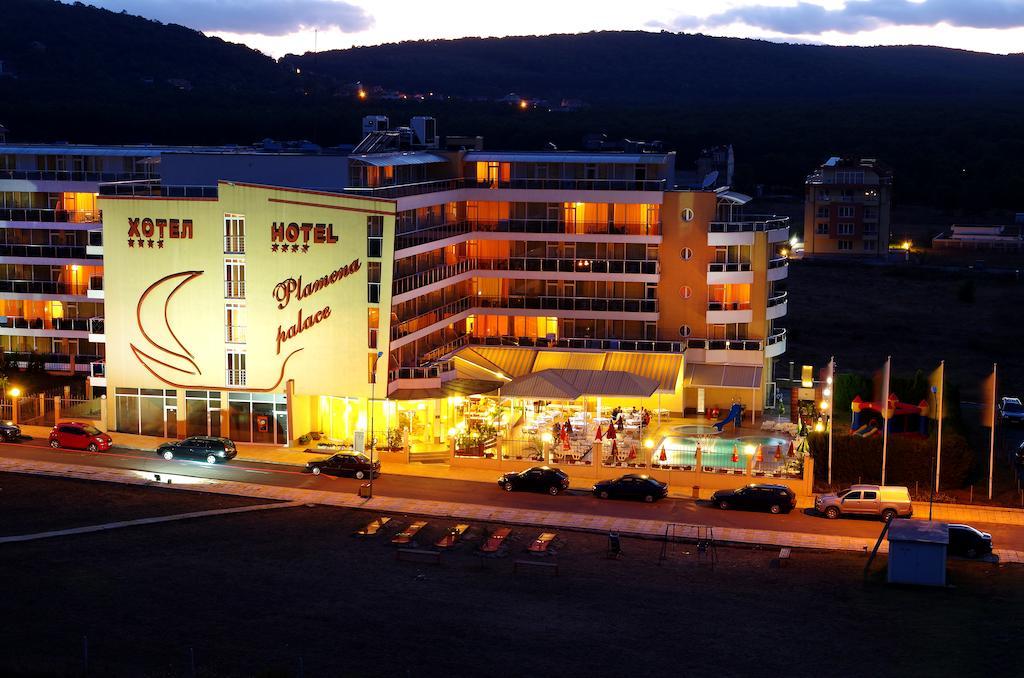 Hotel Plamena Palace Primorsko Bagian luar foto