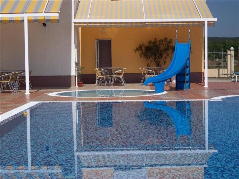 Hotel Plamena Palace Primorsko Bagian luar foto